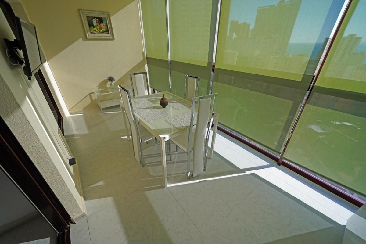 Apartamento Corazon De Monte Carlo Apartment Benidorm Bagian luar foto